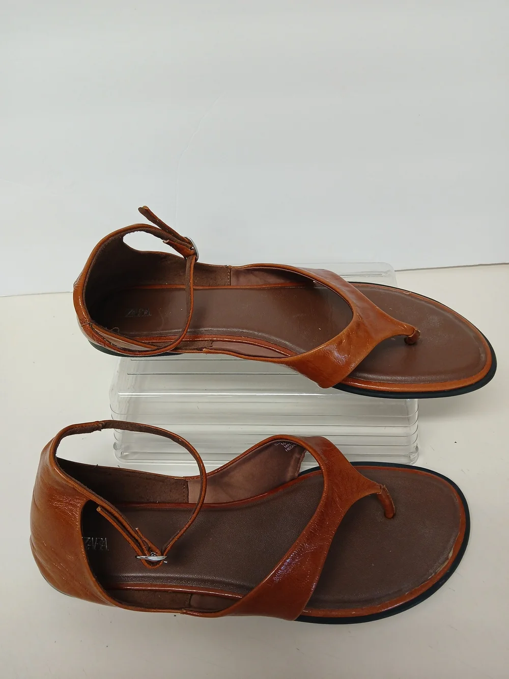 Zara Brown Leather Ankle-Strap Toe-Loop Sandals - Picture 4 of 7